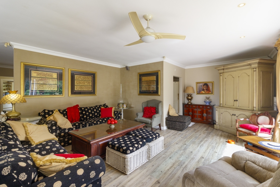 6 Bedroom Property for Sale in West Bank Eastern Cape